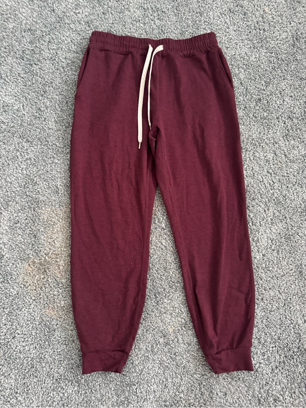 VUORI Performance Joggers - Picture 4 of 8